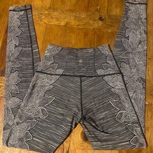 Lululemon Yoga Pants Size 6